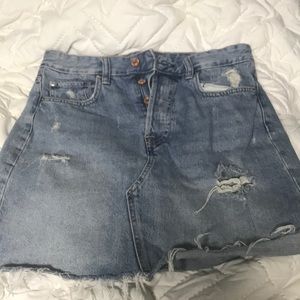 denim ripped skirt